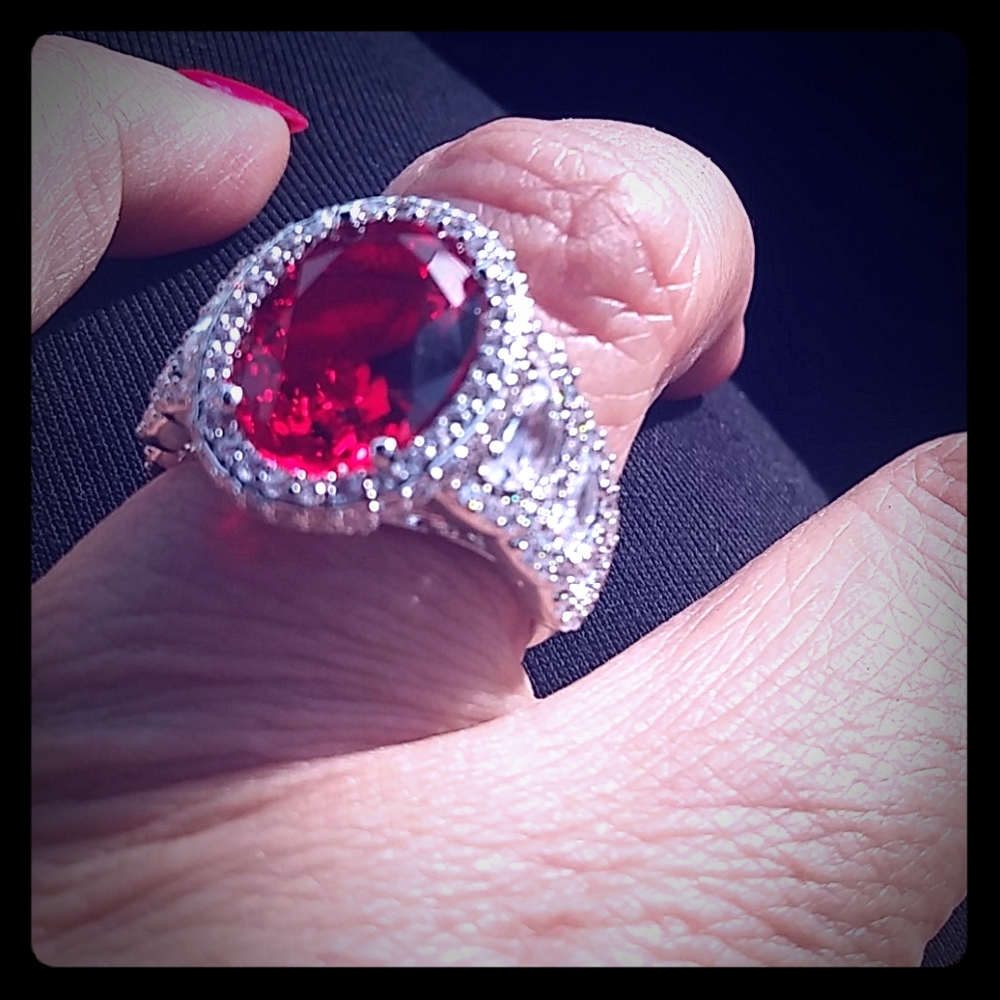 Red sapphire crystal diamonds